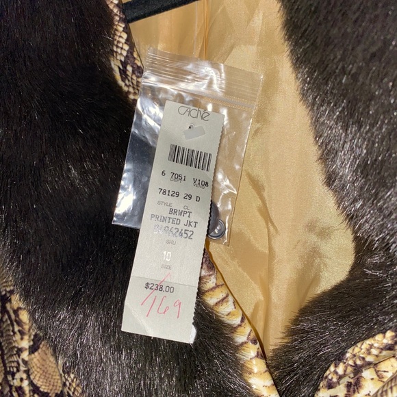 Faux Animal Print Jacket & Pants Set - Picture 2 of 4